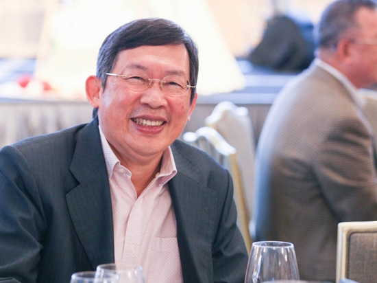 【媒體報導】賀！匯成建設董事長李育坤榮獲鳳山高中第25屆傑出校友：深耕高雄33年，以地政專業建構誠信品牌